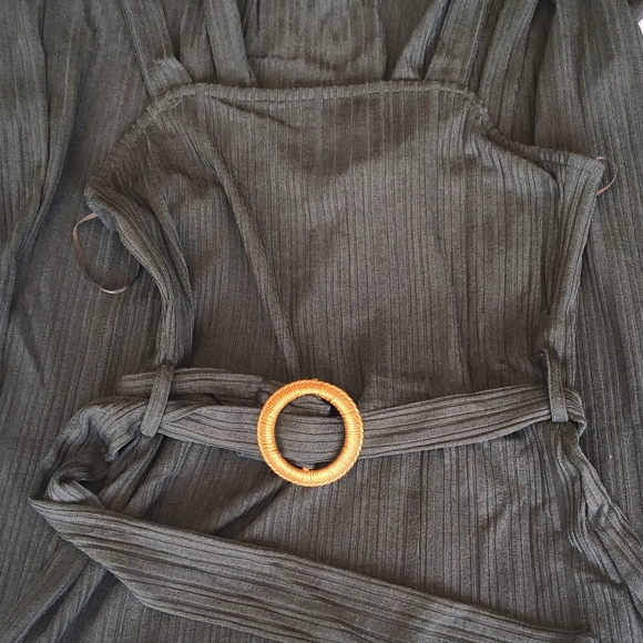 LAST ONE❗️Very J Olive Ribbed Midi Dress - Picture 6 of 7